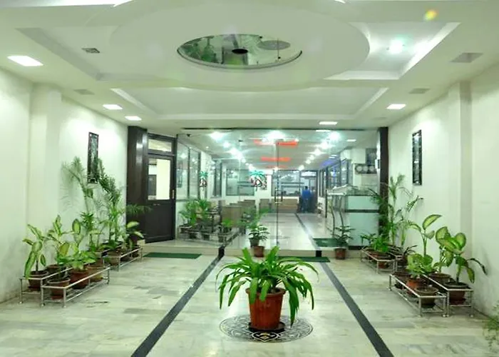 Hotel Dawat Palace