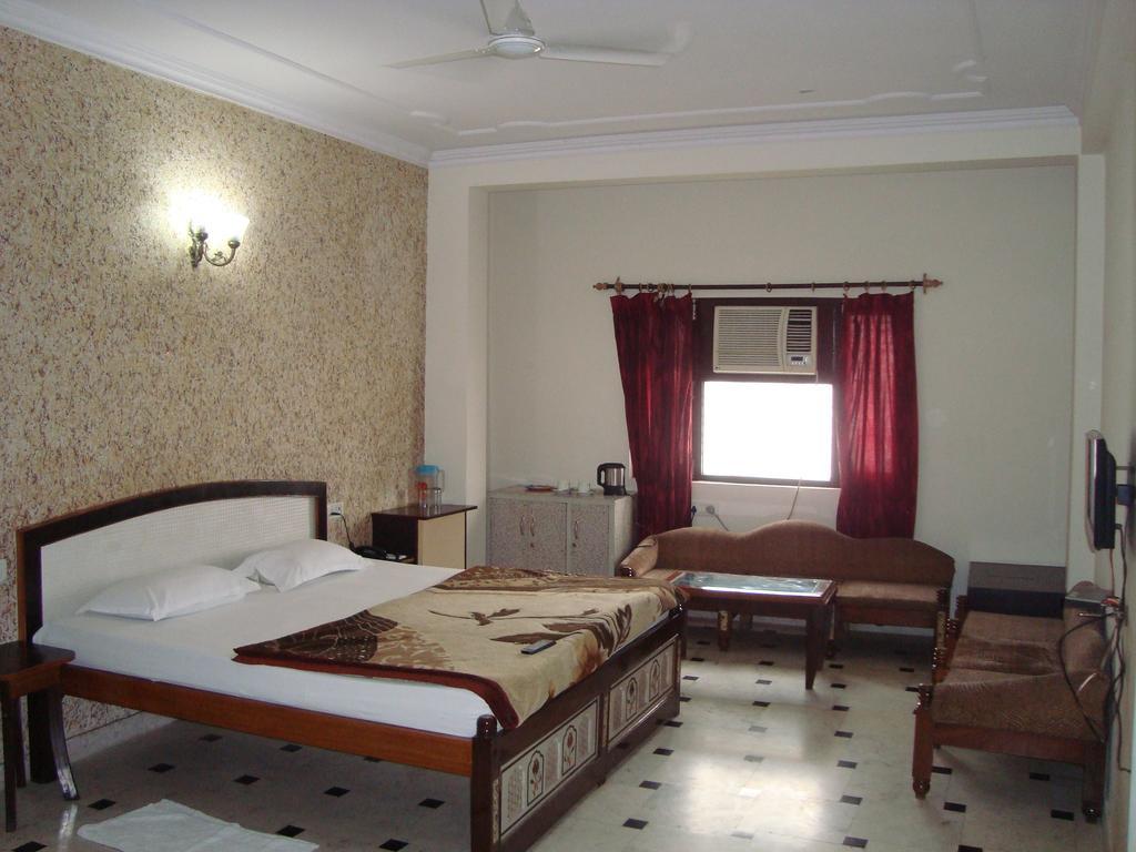Dawat Palace Hotel Agra (Uttar Pradesh)